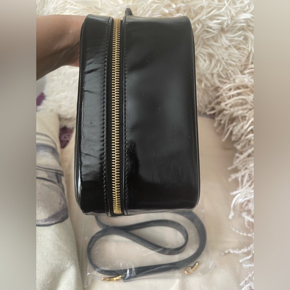 Chanel ⭐️Vintage Patent Leather Vanity Case Crossbody Shoulder Bag⭐️W/card & COA - Picture 5 of 16